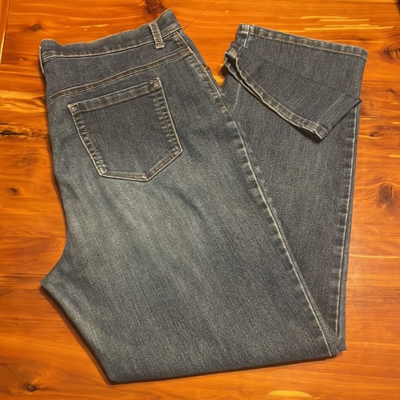 Size 14 Gloria Vanderbilt Amanda boot cut medium wash blue denim jeans - Picture 7 of 16